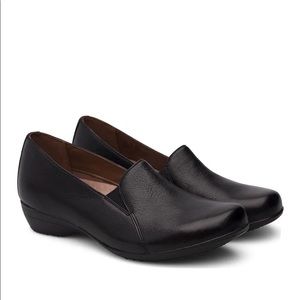 New Dansko Farrah Black Milled Nappa Slip Ons Loafers